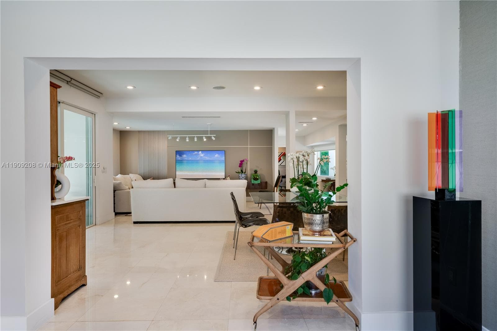 1616 S Bayshore Dr, Miami FL 33133 — 6
