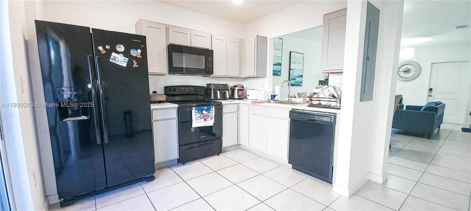 544 NE 5th St, Florida City FL 33034 — 8