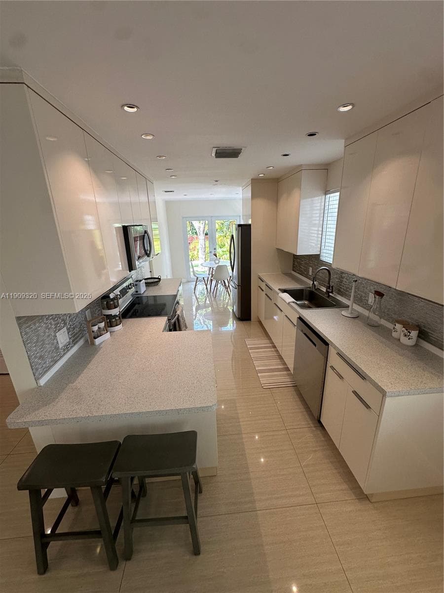 9464 Abbott Ave, Surfside FL 33154 — 27