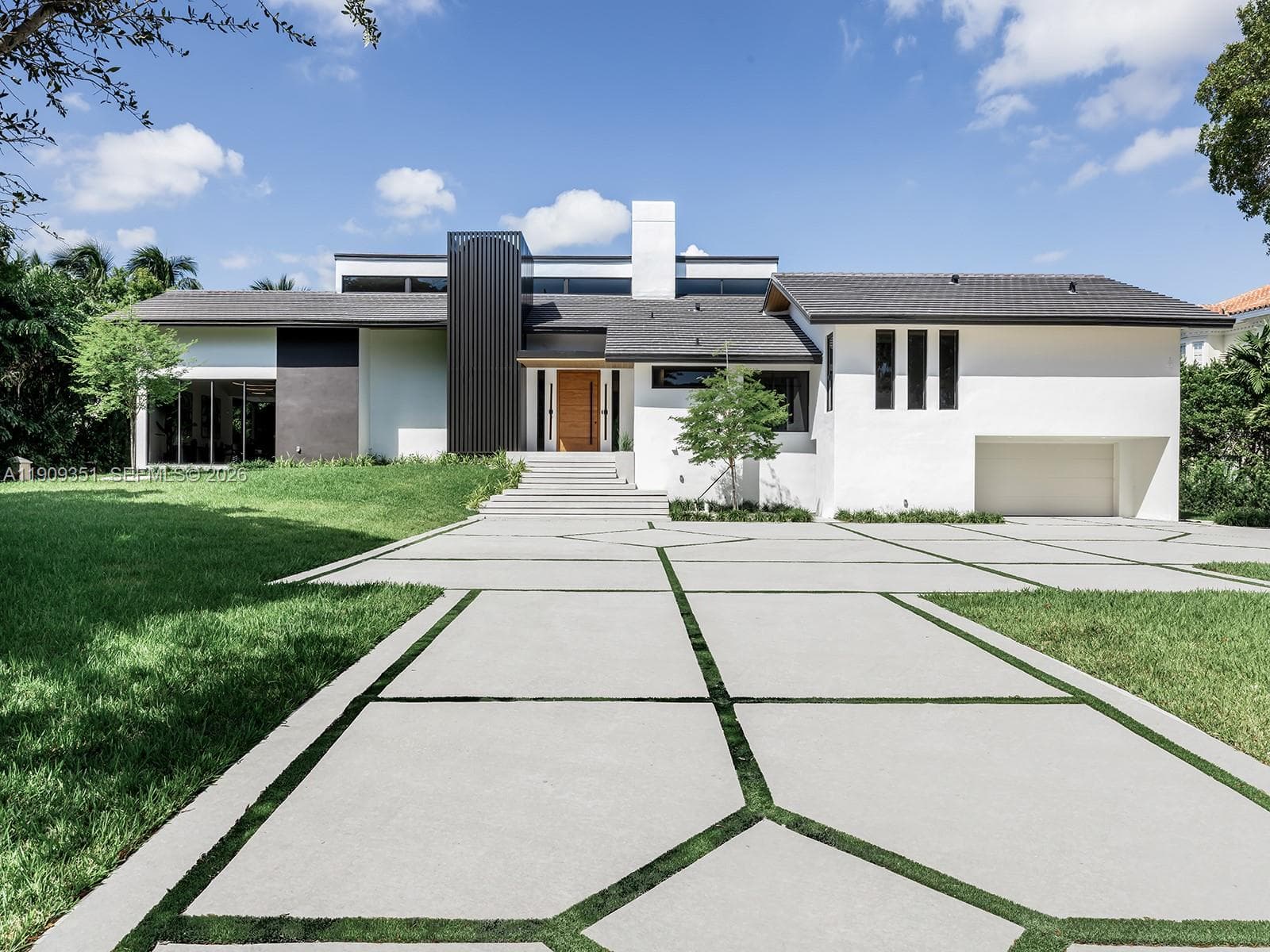 7910 Los Pinos Cir, Coral Gables FL 33143 — 19