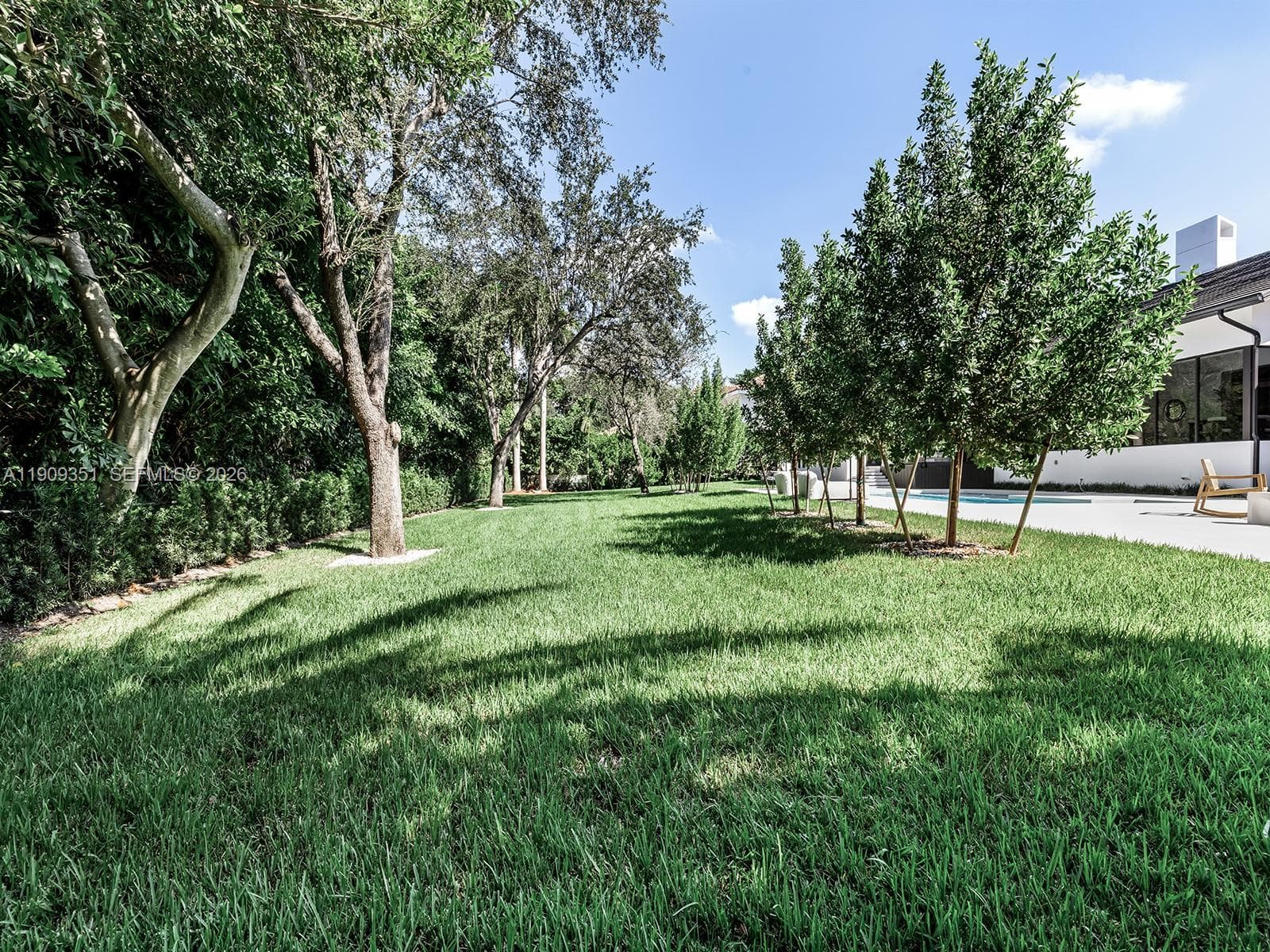 7910 Los Pinos Cir, Coral Gables FL 33143 — 25