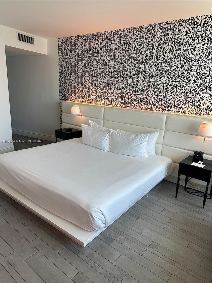 1100 West Ave # 1206, Miami Beach FL 33139 — 7