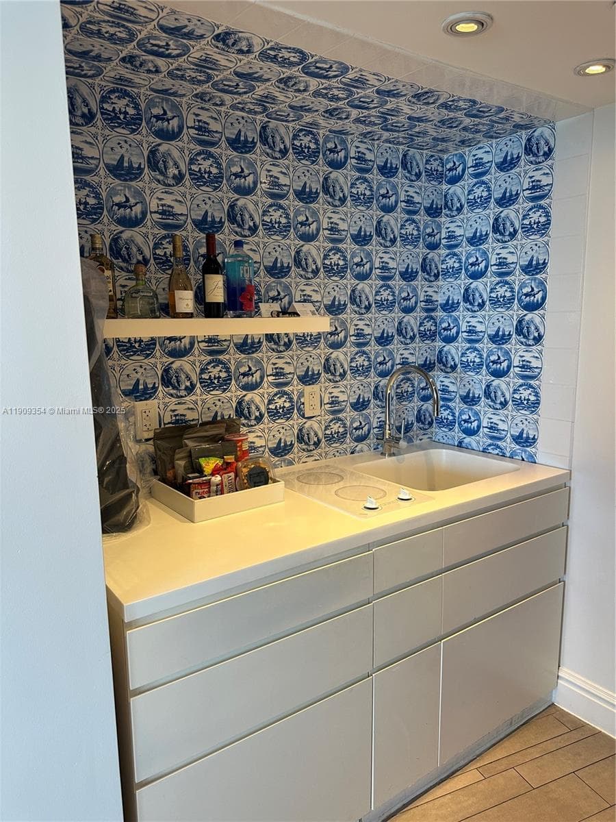 1100 West Ave # 1206, Miami Beach FL 33139 — 3