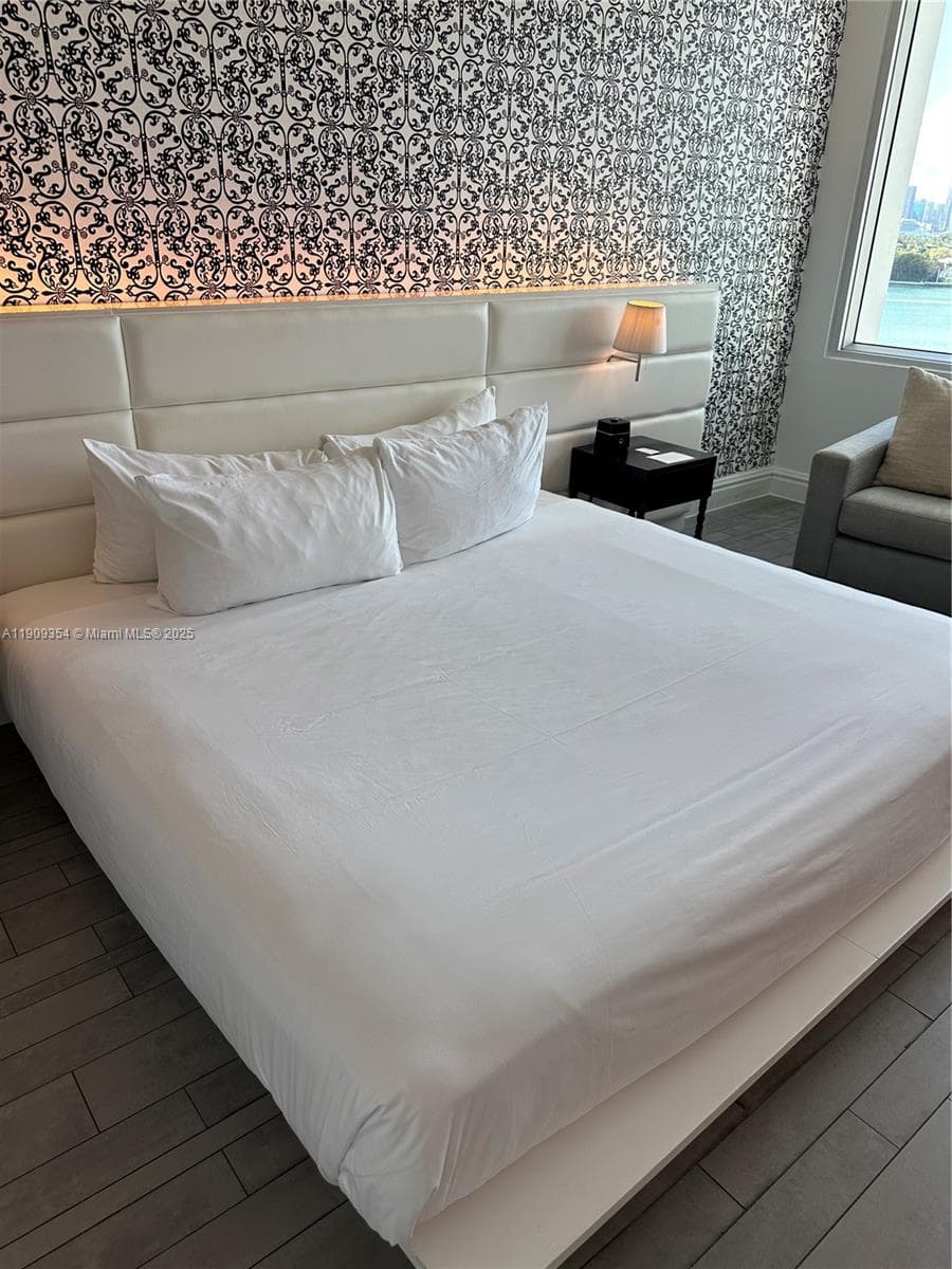 1100 West Ave # 1206, Miami Beach FL 33139 — 10