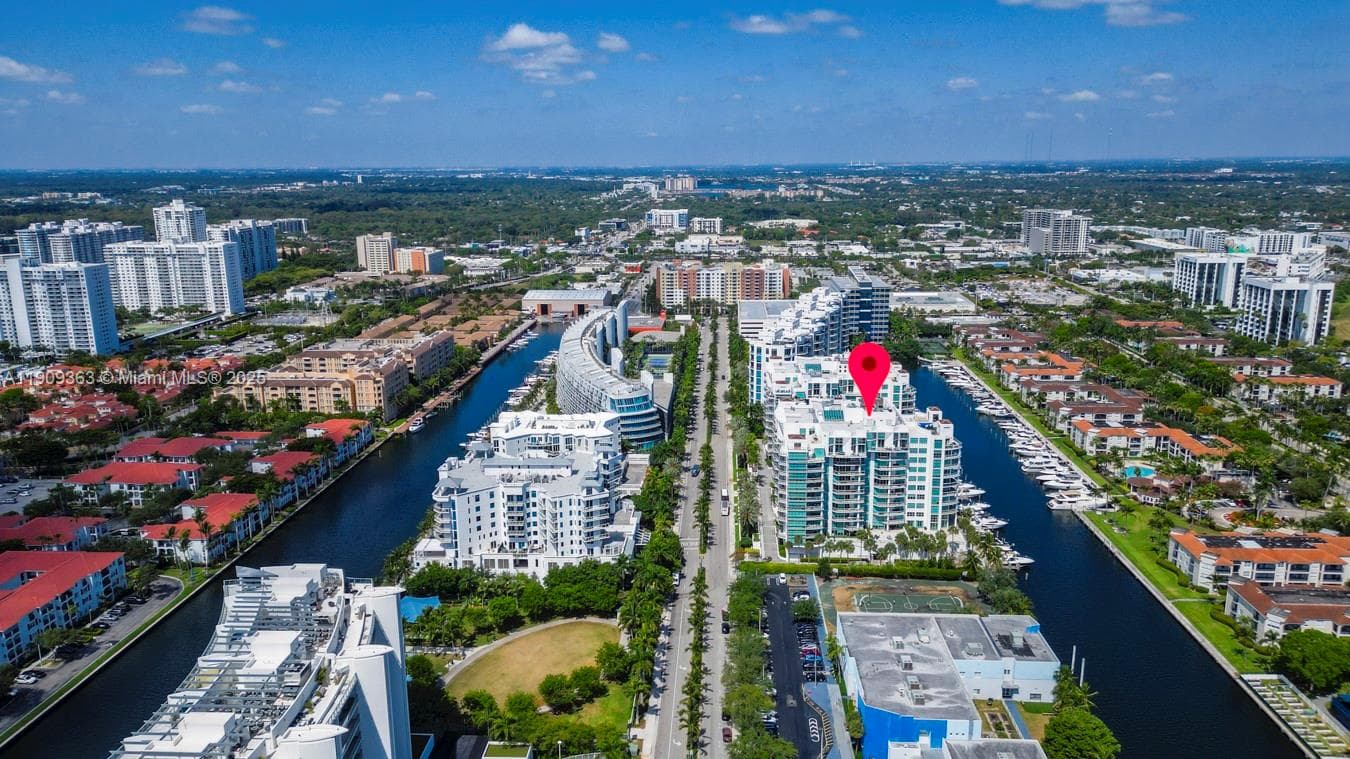 3131 NE 188th St # 1004, Aventura FL 33180 — 52