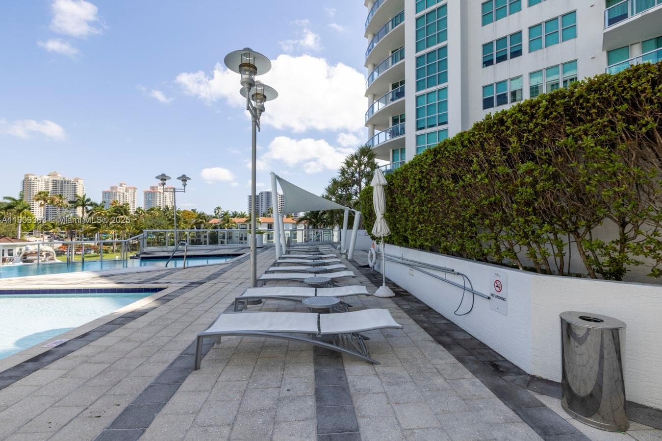 3131 NE 188th St # 1004, Aventura FL 33180 — 47