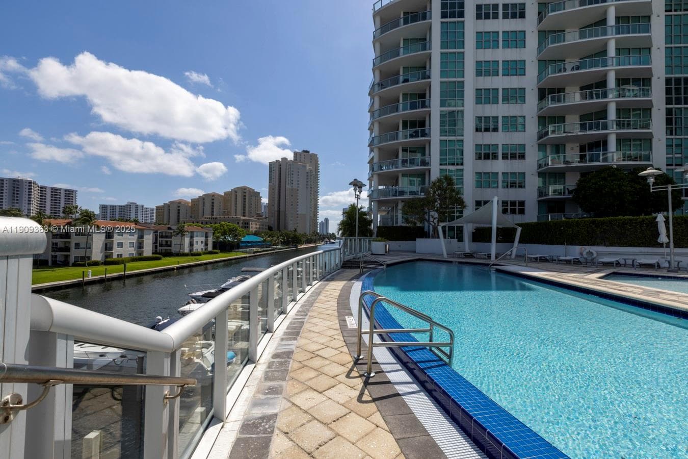 3131 NE 188th St # 1004, Aventura FL 33180 — 44