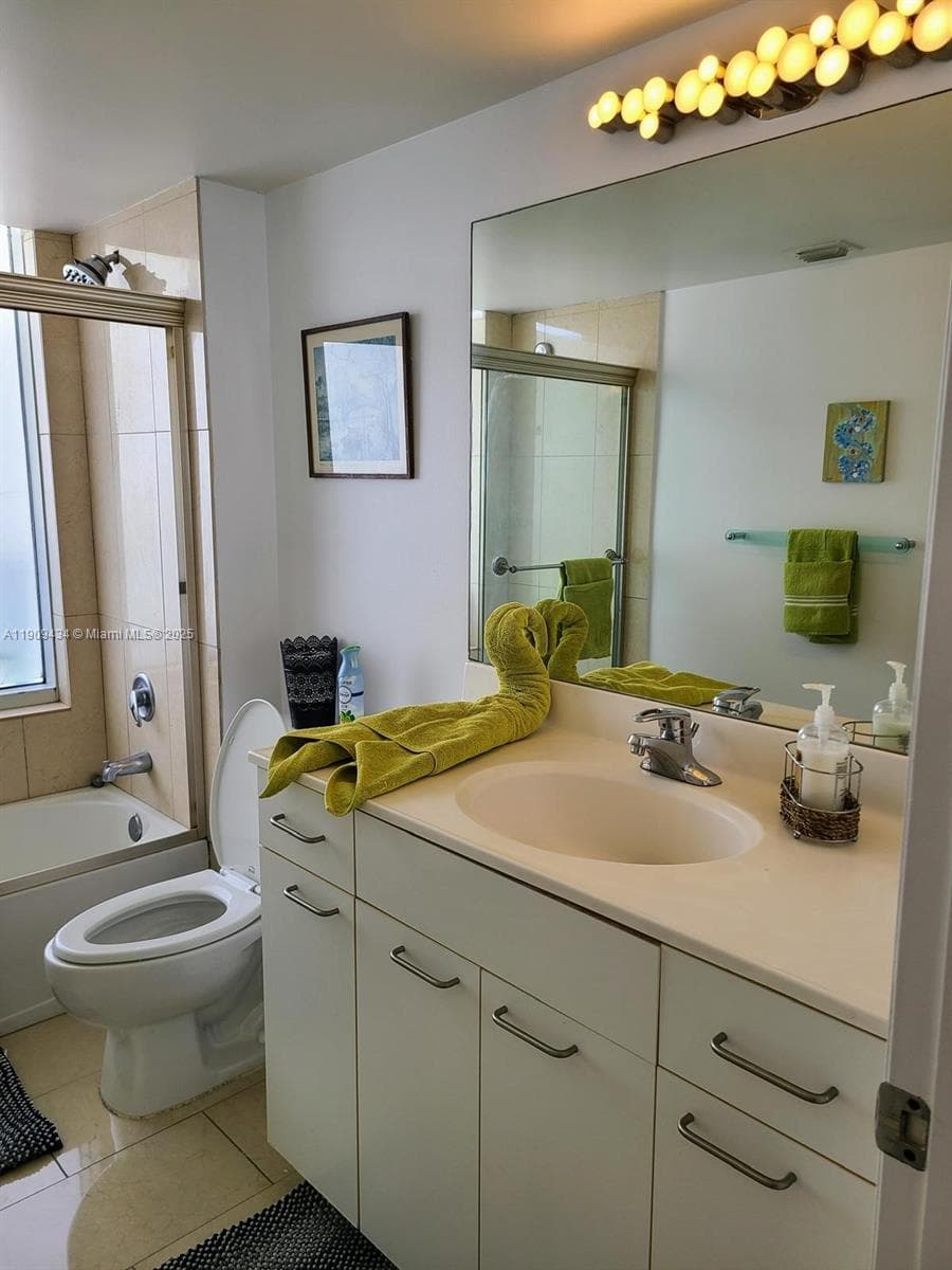 21055 Yacht Club Dr # 1602, Aventura FL 33180 — 10