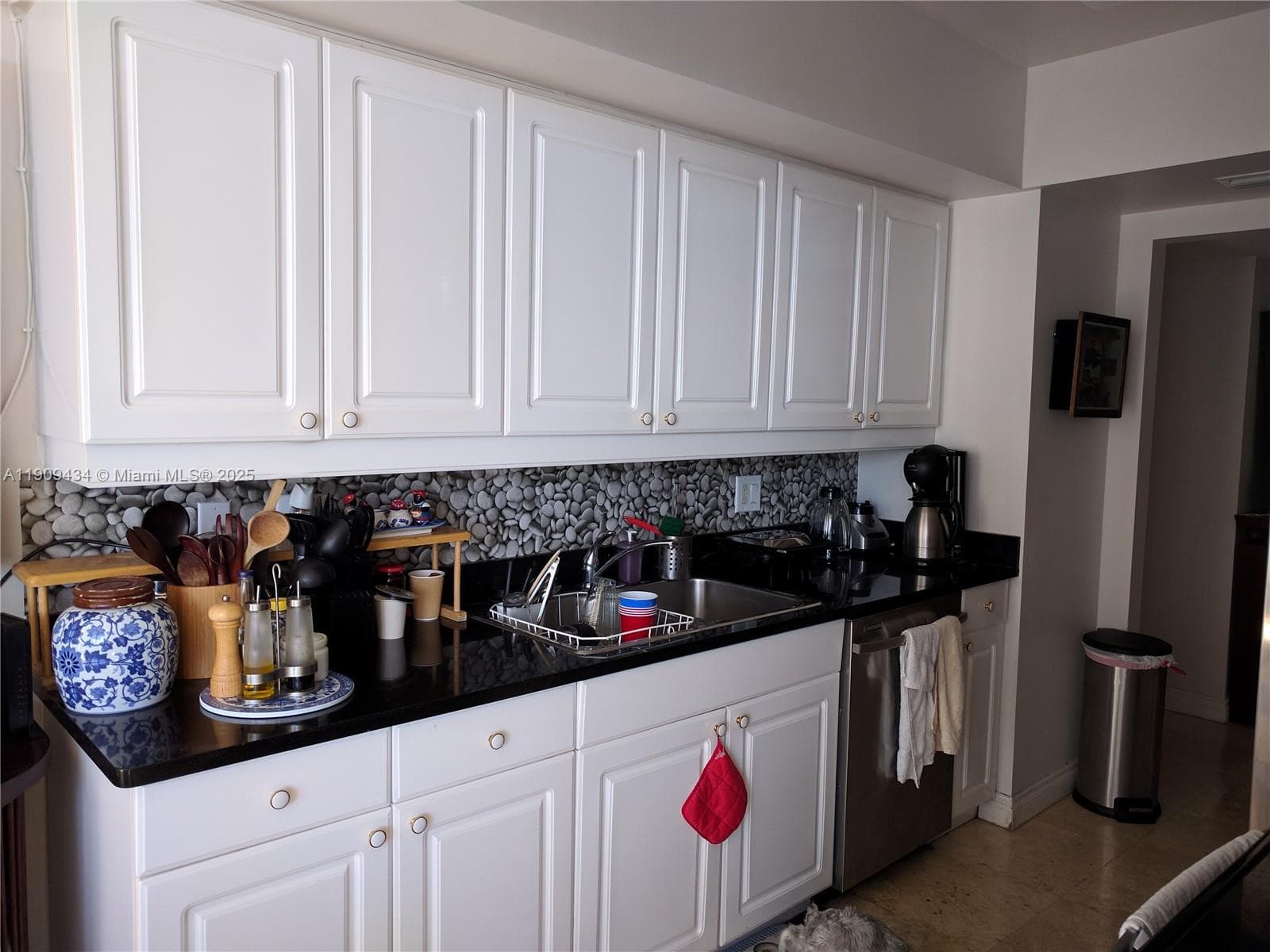 21055 Yacht Club Dr # 1602, Aventura FL 33180 — 11