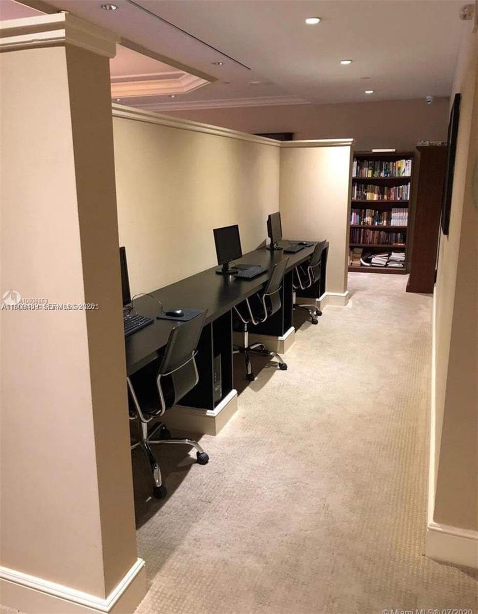 19900 E Country Club Dr # 318, Aventura FL 33180 — 27