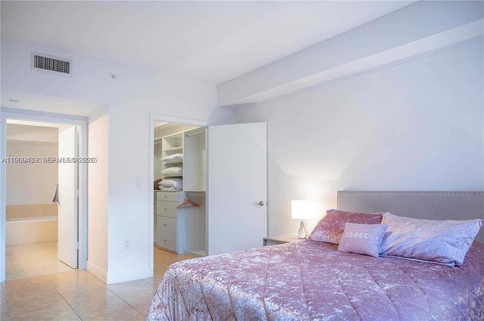 19900 E Country Club Dr # 318, Aventura FL 33180 — 9