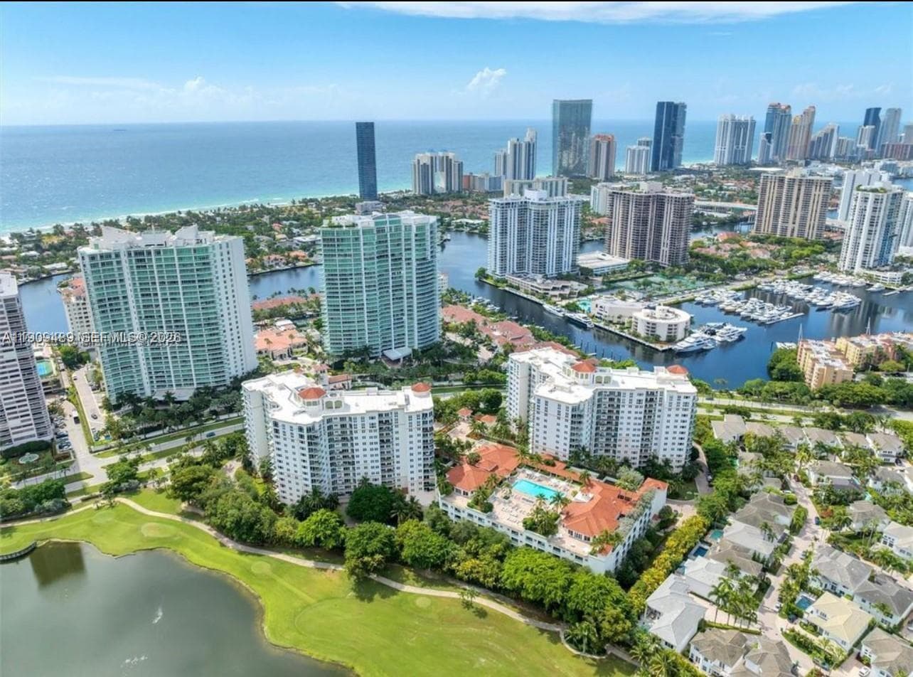 19900 E Country Club Dr # 318, Aventura FL 33180 — 31