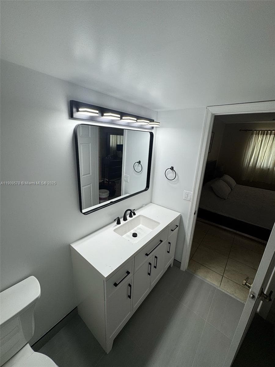 17800 N Bay Rd # 404, Sunny Isles Beach FL 33160 — 19