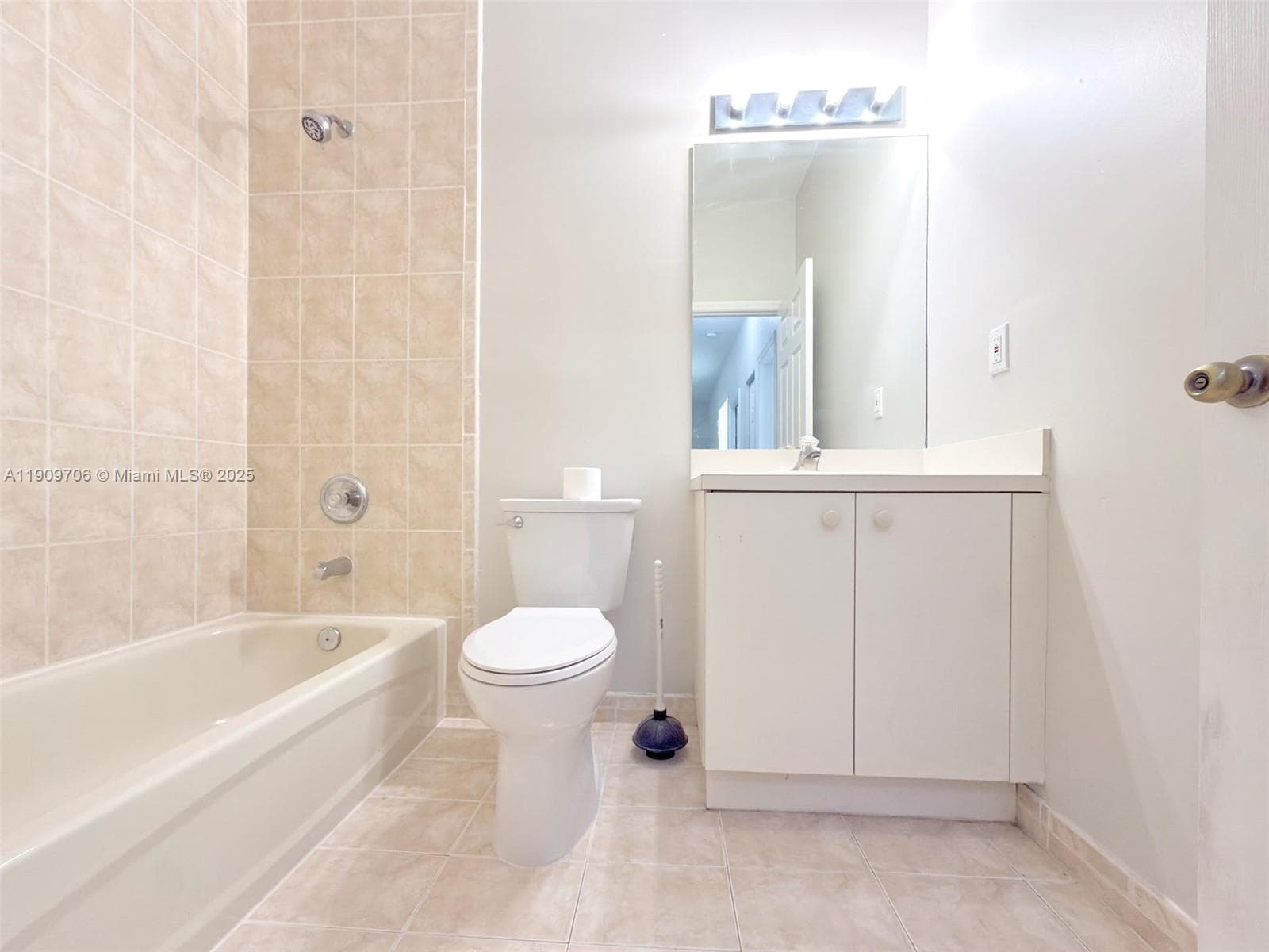2610 NE 3rd Dr # 203, Homestead FL 33033 — 12