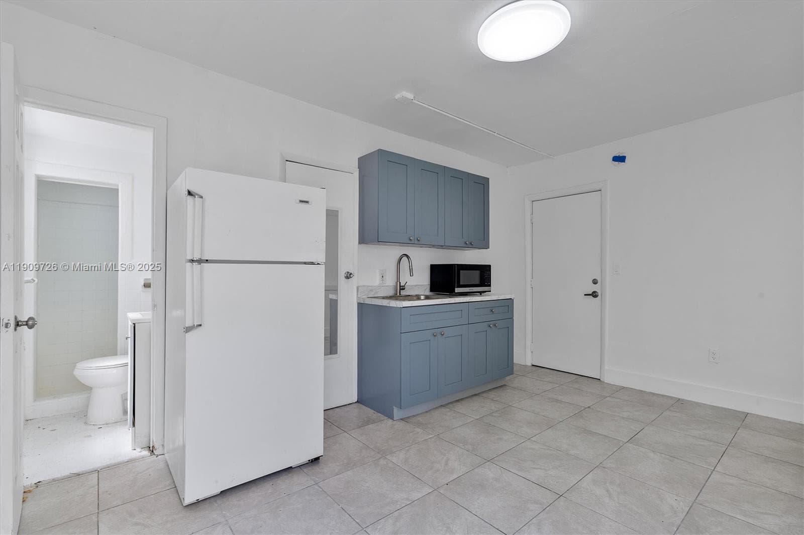 420 78th St, Miami Beach FL 33141 — 24