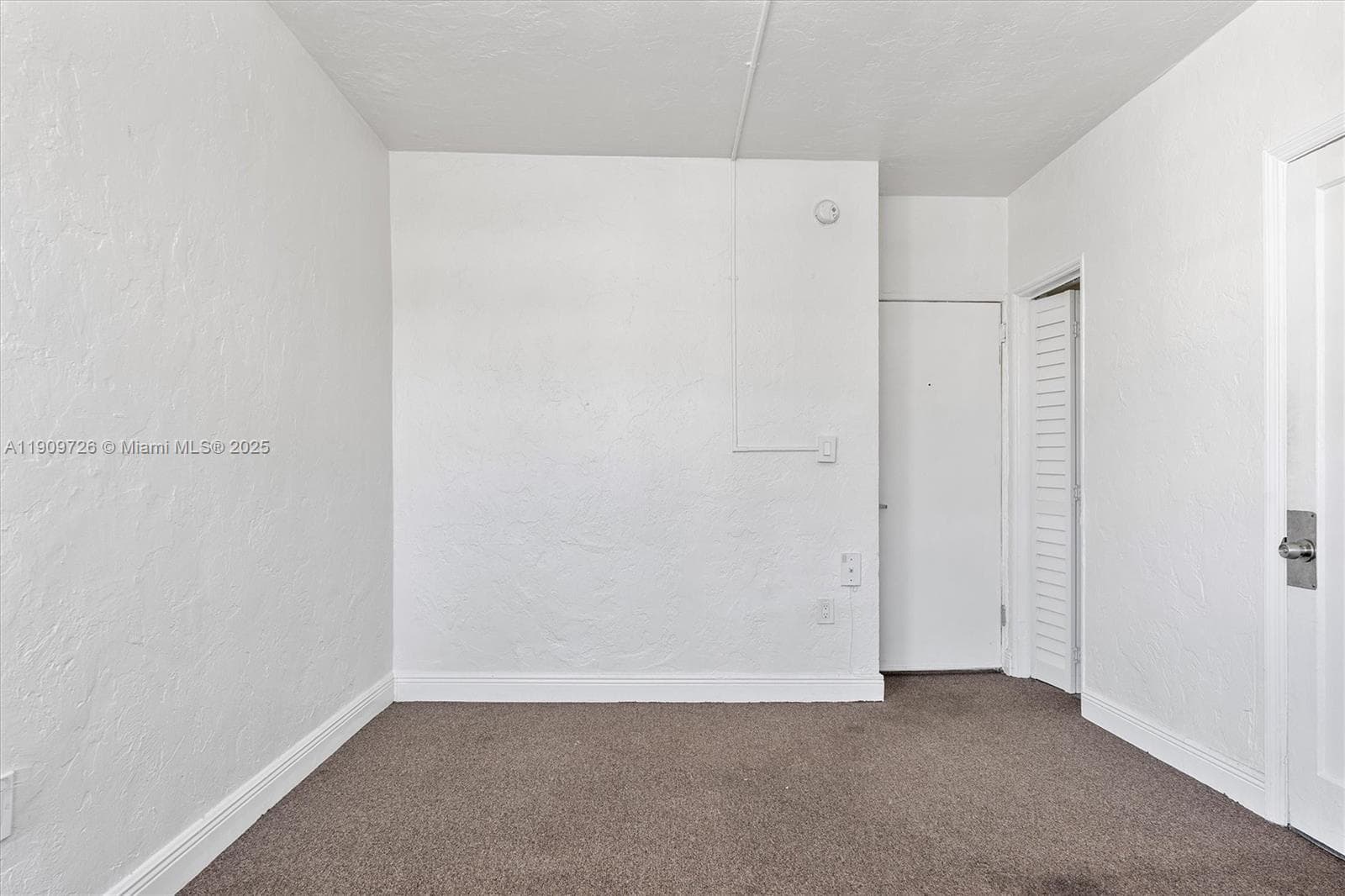 420 78th St, Miami Beach FL 33141 — 18