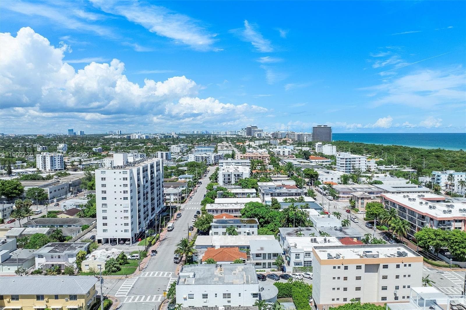 420 78th St, Miami Beach FL 33141 — 44