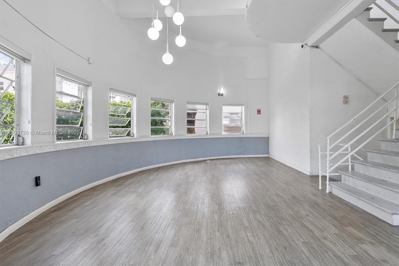 420 78th St, Miami Beach FL 33141 — 8