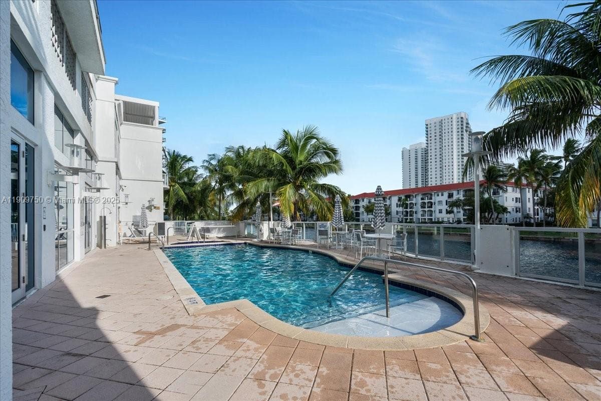3030 NE 188 Street # 604, Aventura FL 33180 — 22