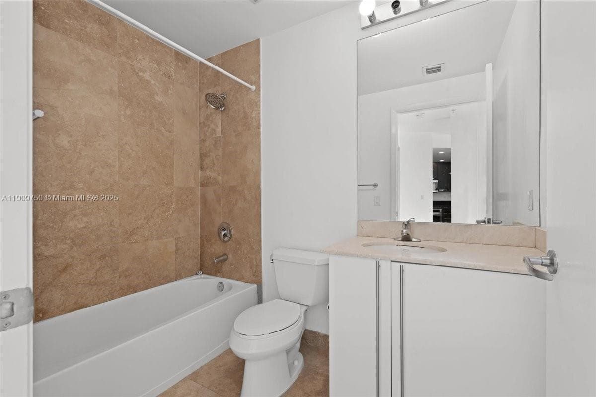 3030 NE 188 Street # 604, Aventura FL 33180 — 15