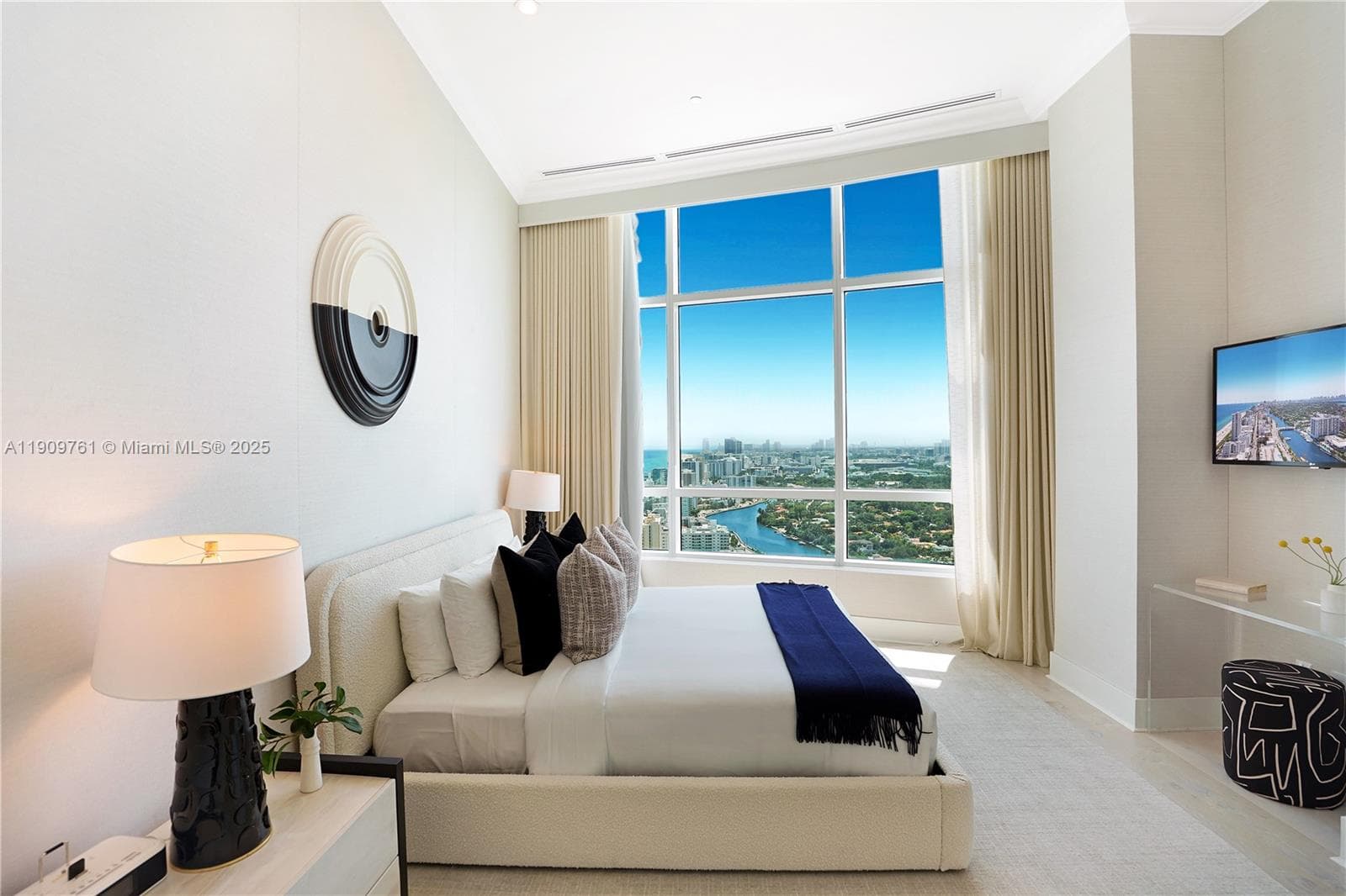 4401 Collins Ave, Miami Beach FL 33140 — 62