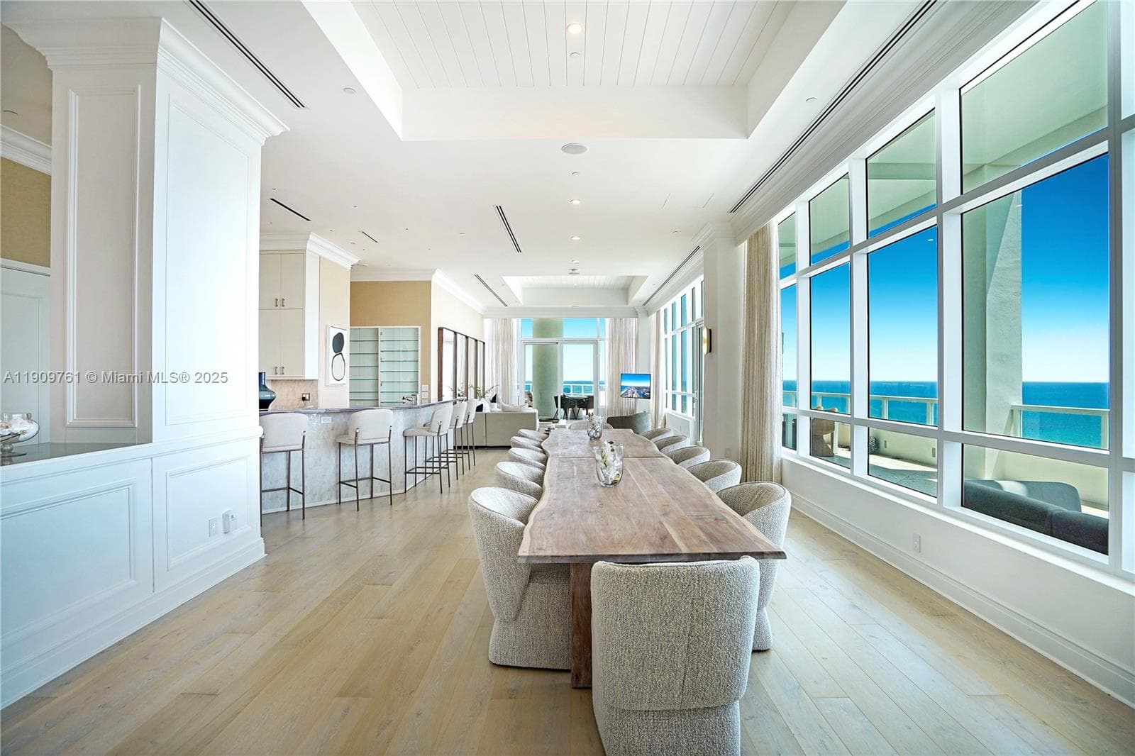 4401 Collins Ave, Miami Beach FL 33140 — 27