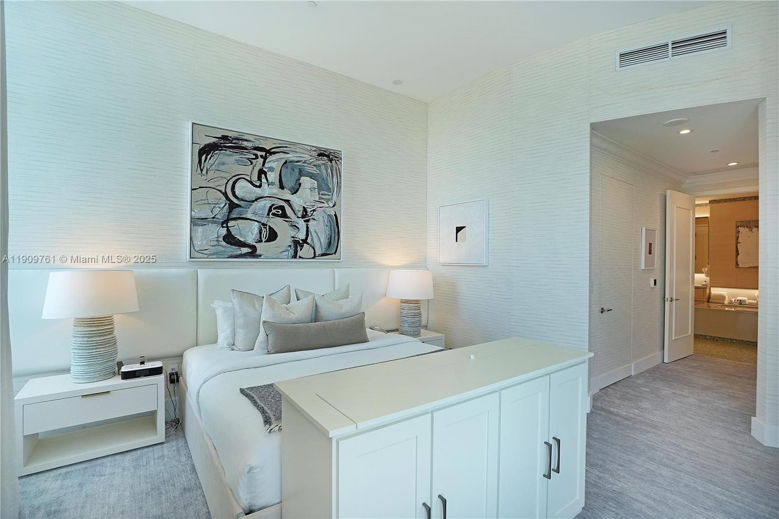 4401 Collins Ave, Miami Beach FL 33140 — 46