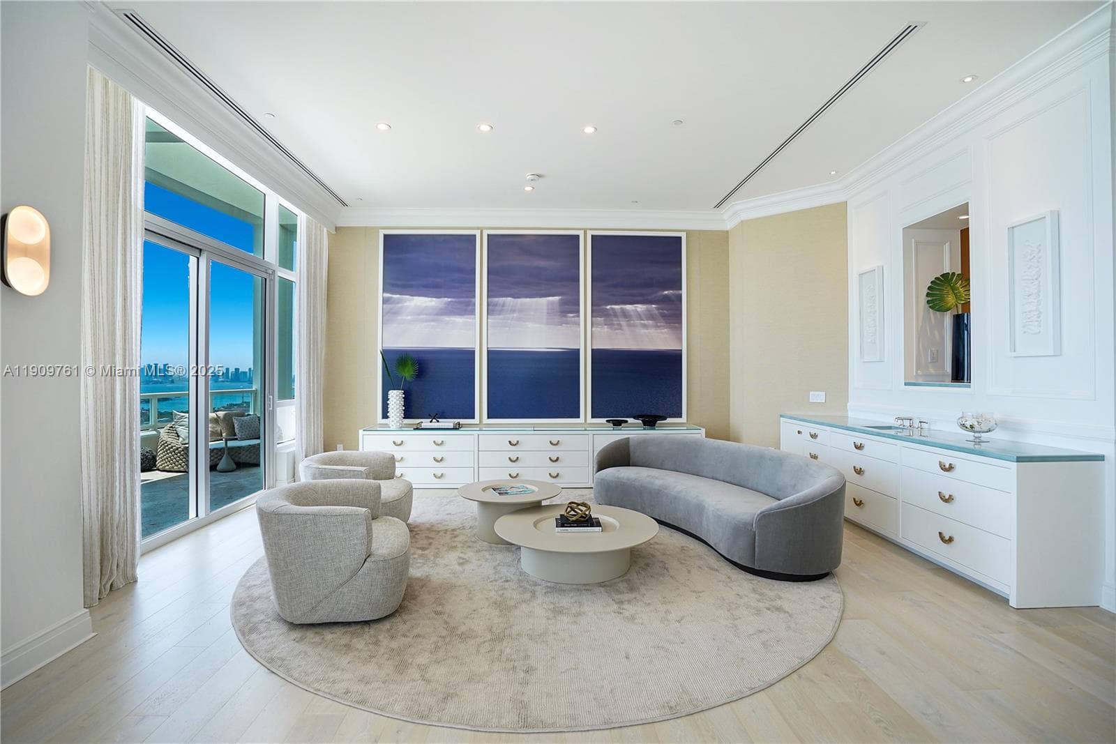 4401 Collins Ave, Miami Beach FL 33140 — 14