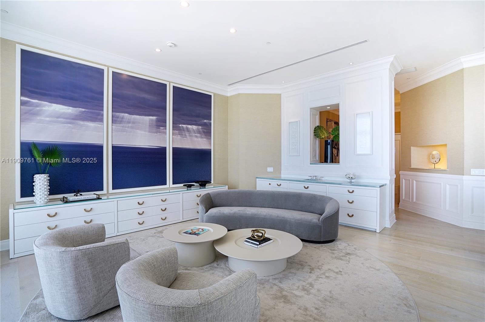 4401 Collins Ave, Miami Beach FL 33140 — 18