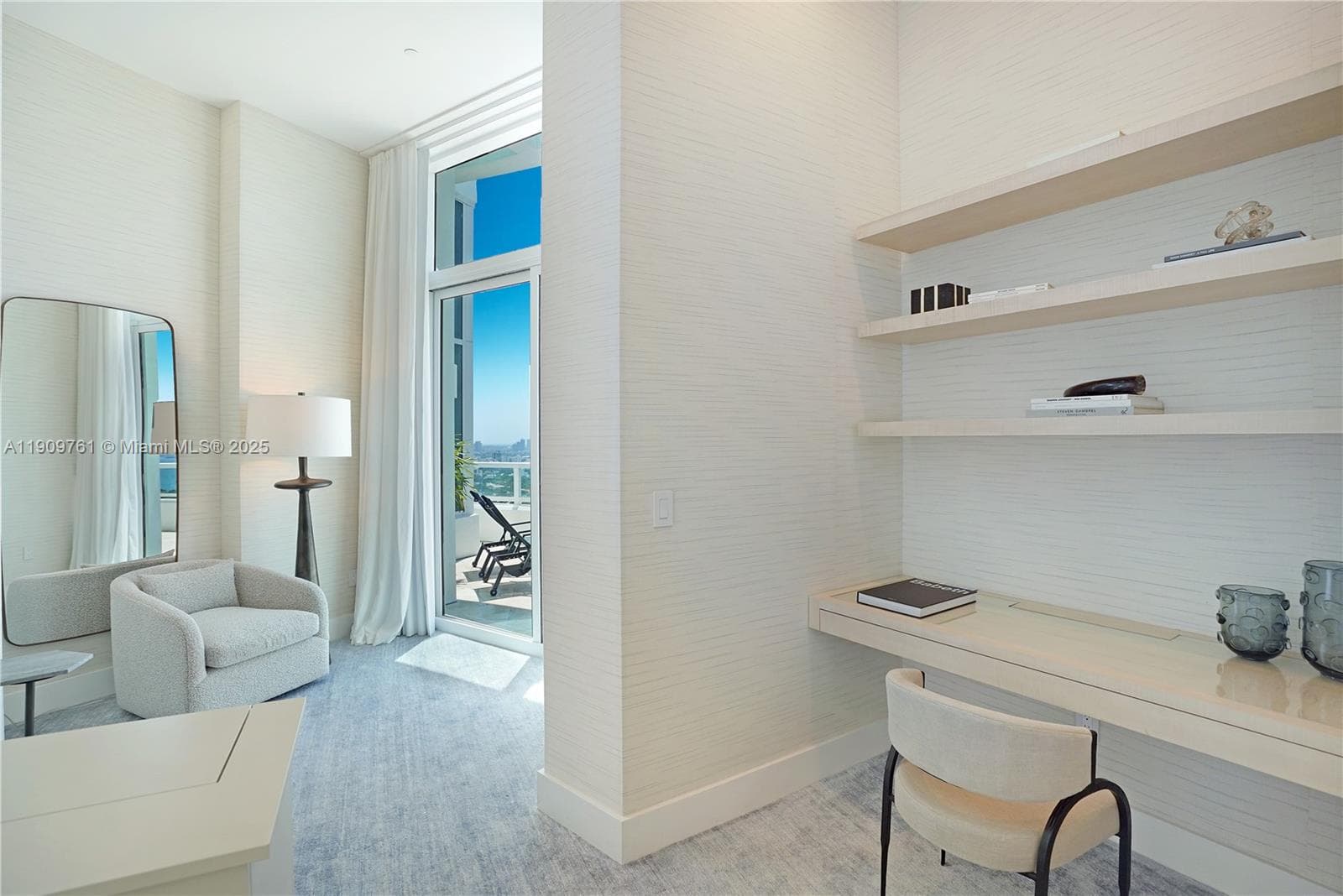 4401 Collins Ave, Miami Beach FL 33140 — 51
