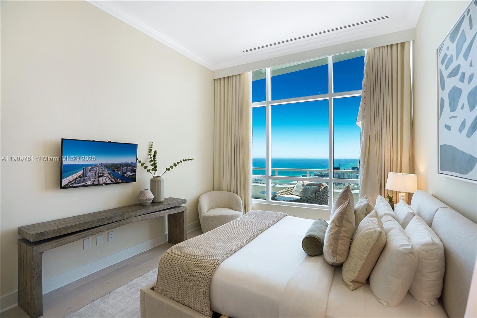 4401 Collins Ave, Miami Beach FL 33140 — 58