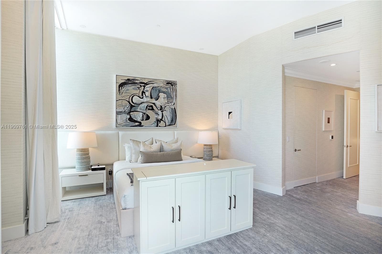 4401 Collins Ave, Miami Beach FL 33140 — 48