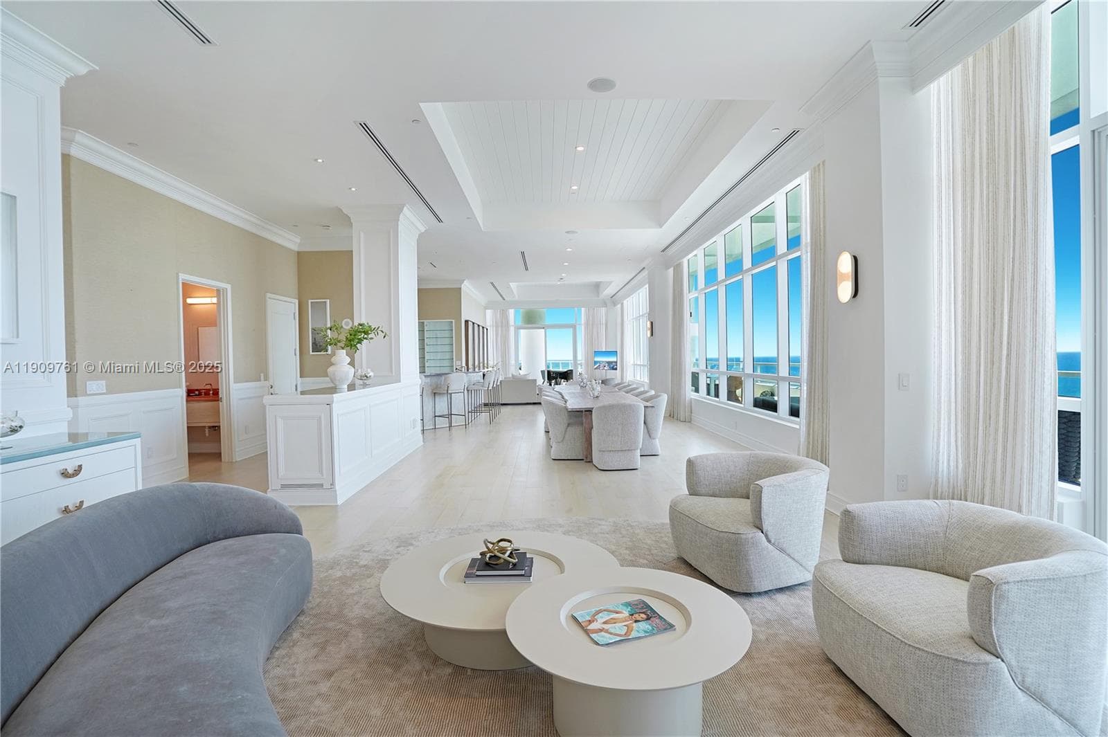 4401 Collins Ave, Miami Beach FL 33140 — 19
