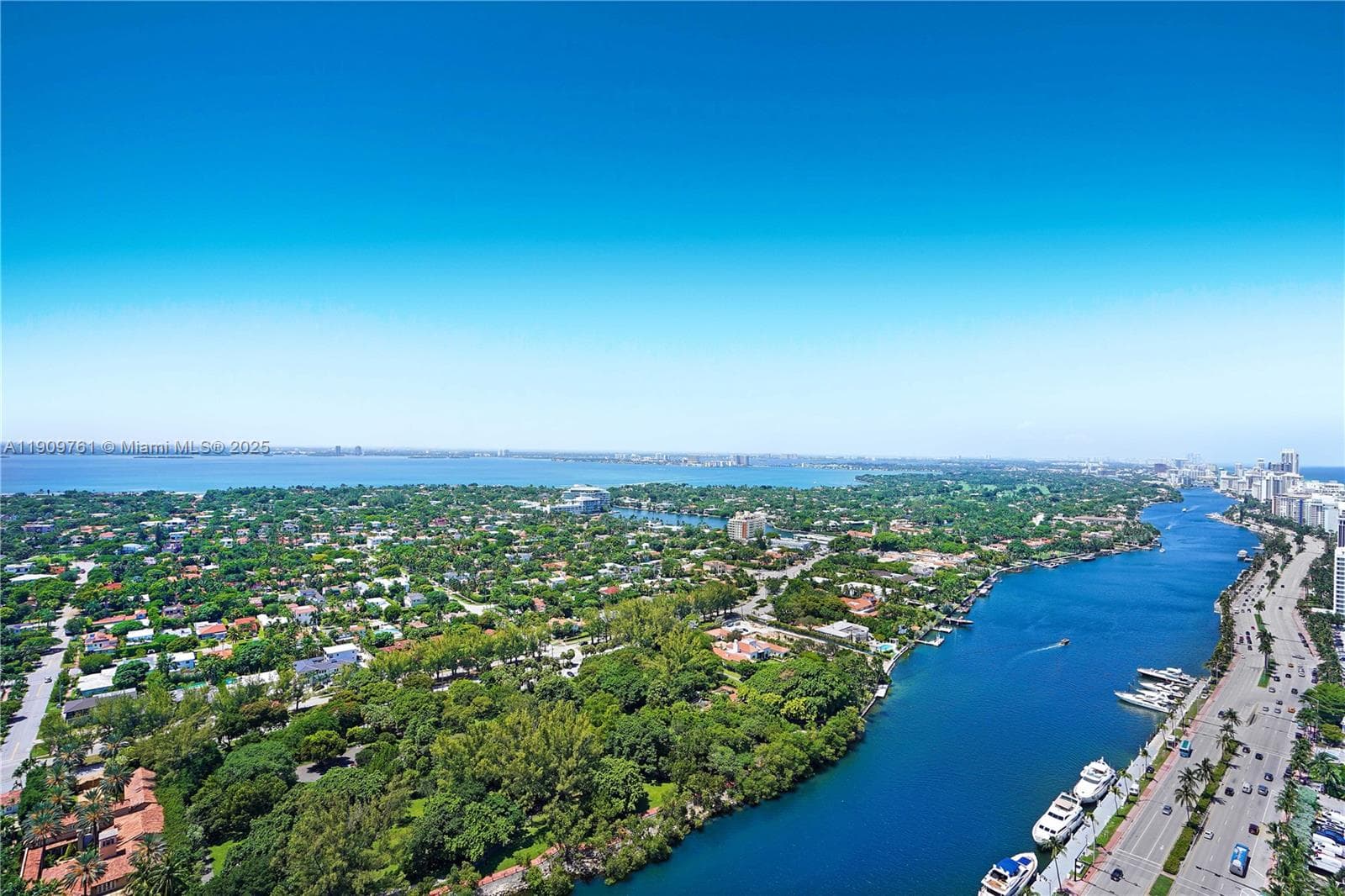 4401 Collins Ave, Miami Beach FL 33140 — 35