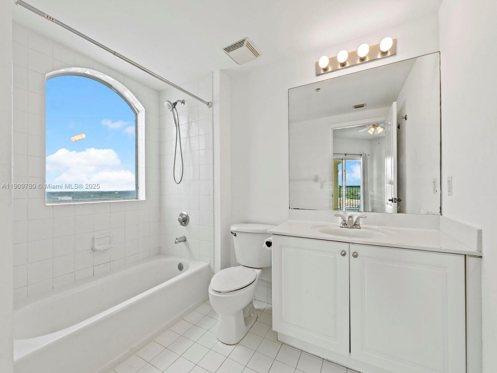 1627 SW 37th Ave # 1103, Miami FL 33145 — 13
