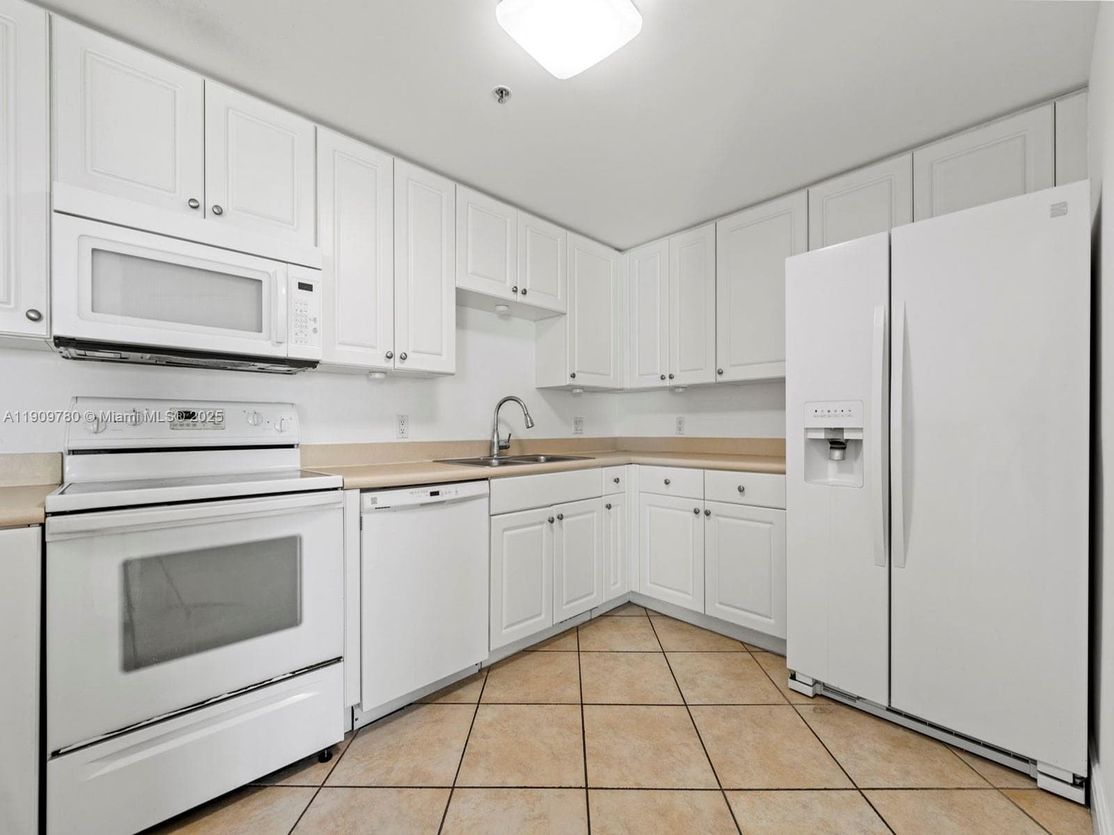 1627 SW 37th Ave # 1103, Miami FL 33145 — 10