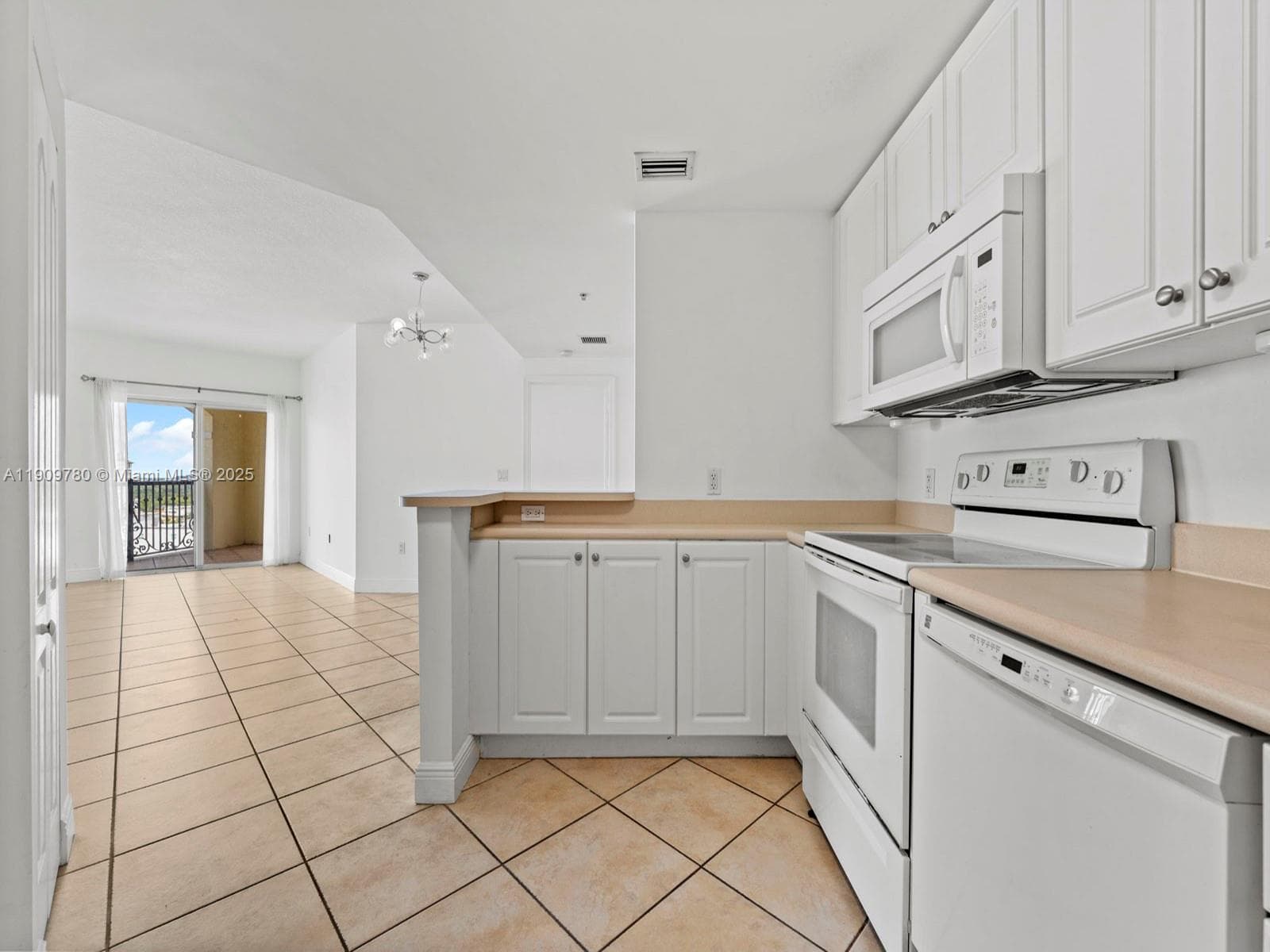1627 SW 37th Ave # 1103, Miami FL 33145 — 11