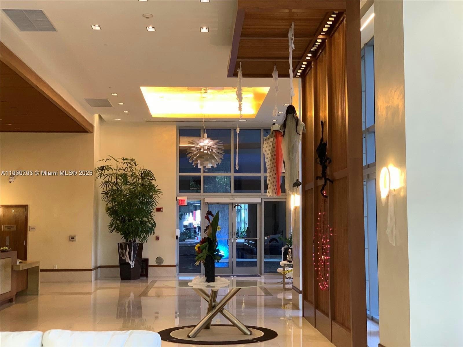 1060 Brickell Ave # 1701, Miami FL 33131 — 14