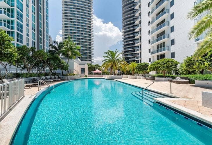 1060 Brickell Ave # 1701, Miami FL 33131 — 11