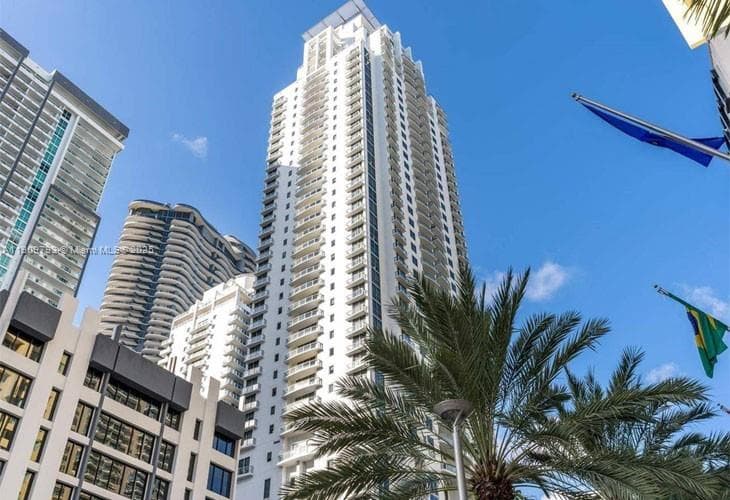 1060 Brickell Ave # 1701, Miami FL 33131 — 8