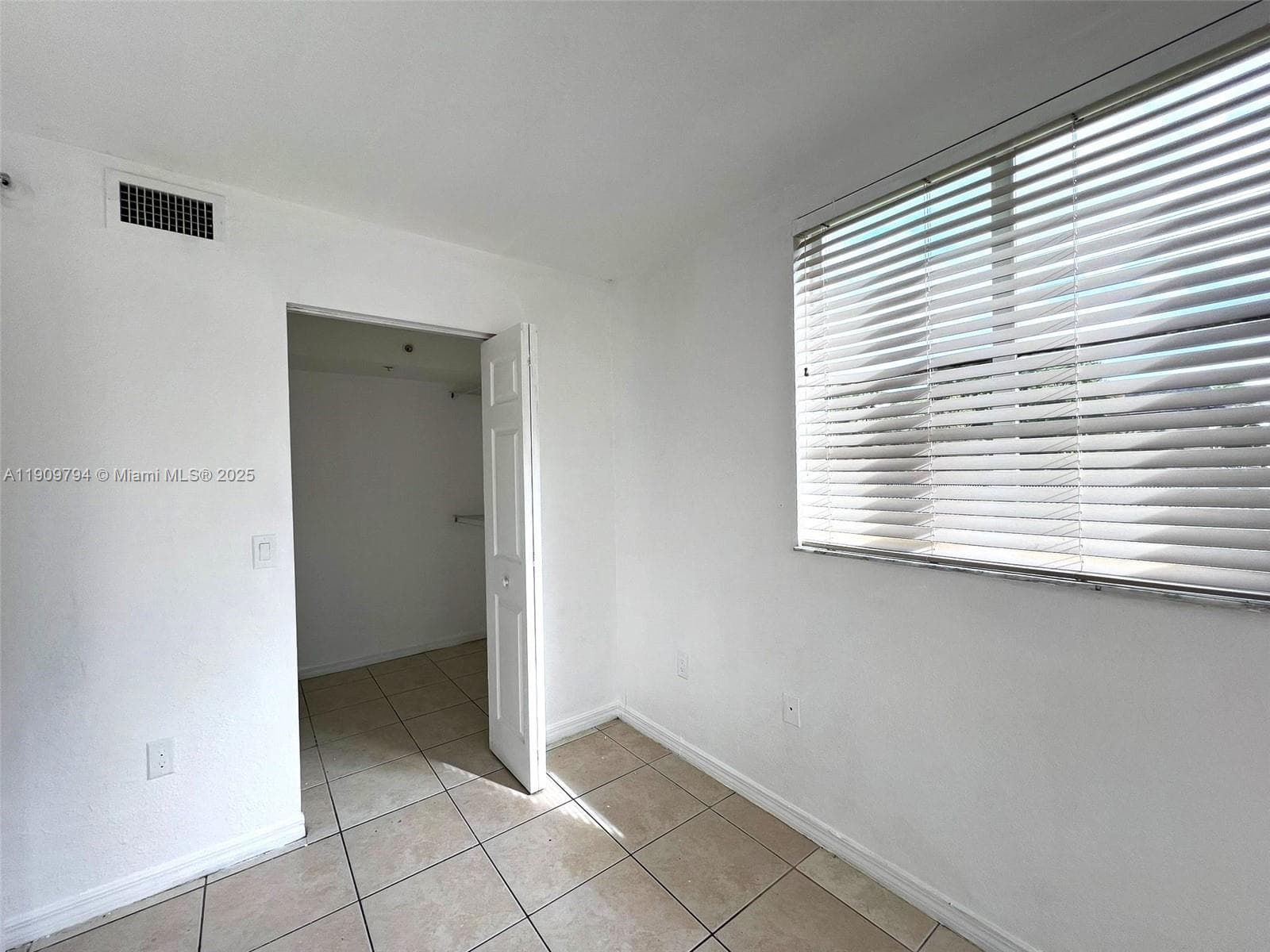13820 NE 3rd Ct # 109, North Miami FL 33161 — 7