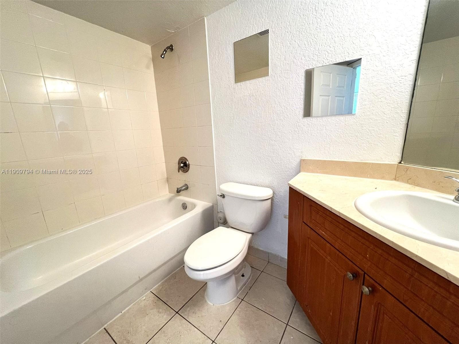 13820 NE 3rd Ct # 109, North Miami FL 33161 — 4