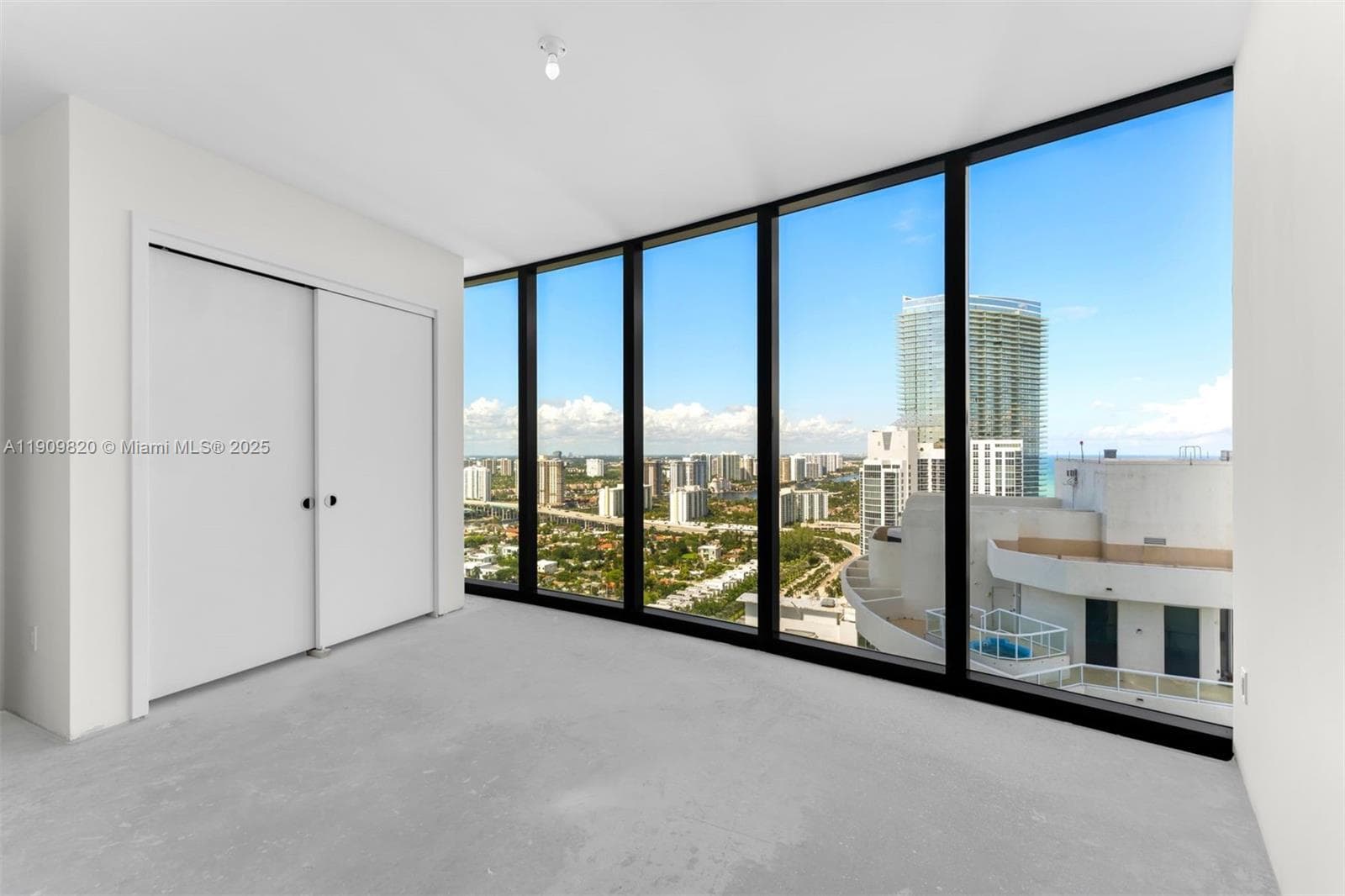 18555 Collins Ave # 3205, Sunny Isles Beach FL 33160 — 30