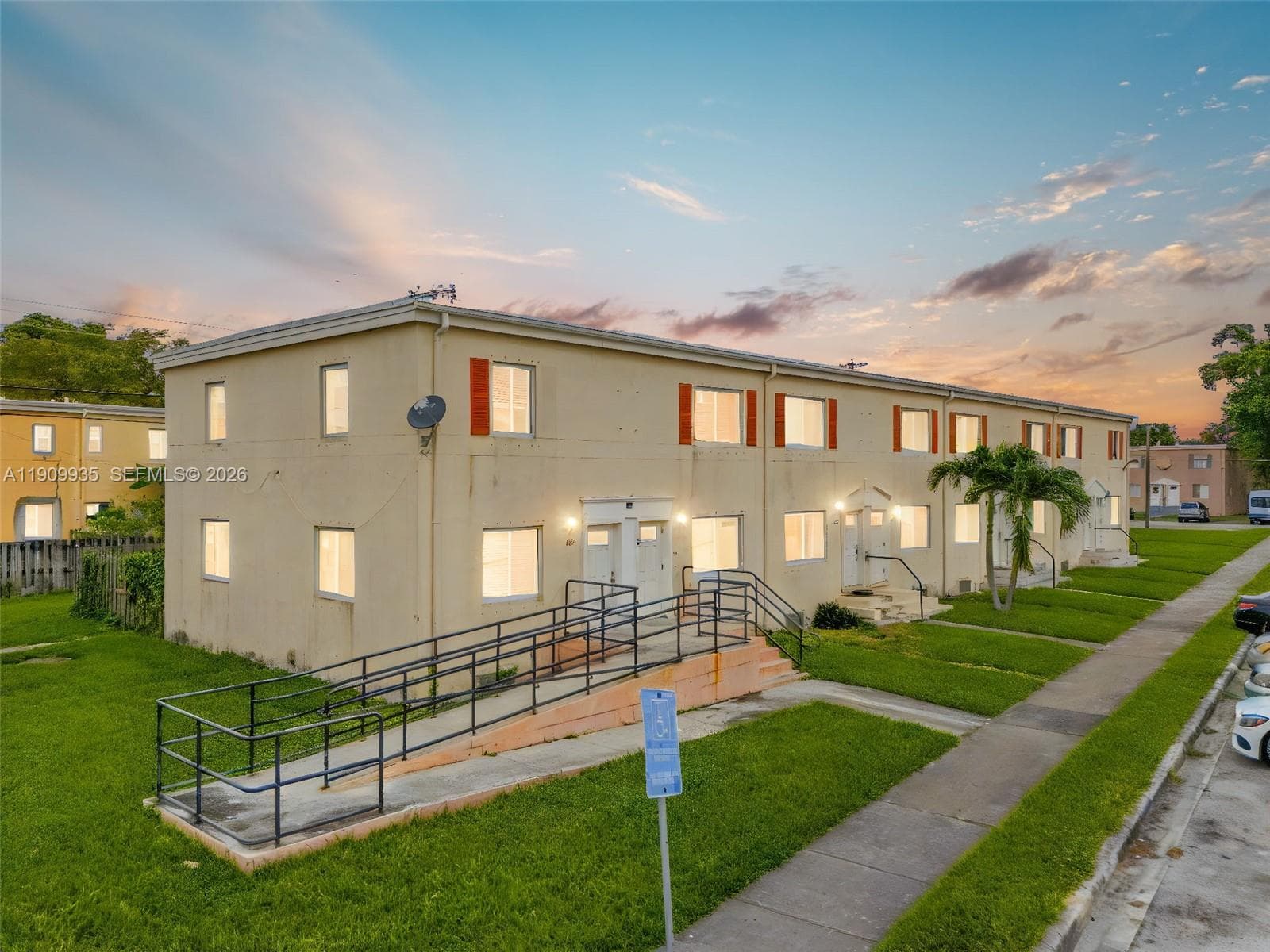 427 NW 84th Ter # 427, Miami FL 33150 — 2