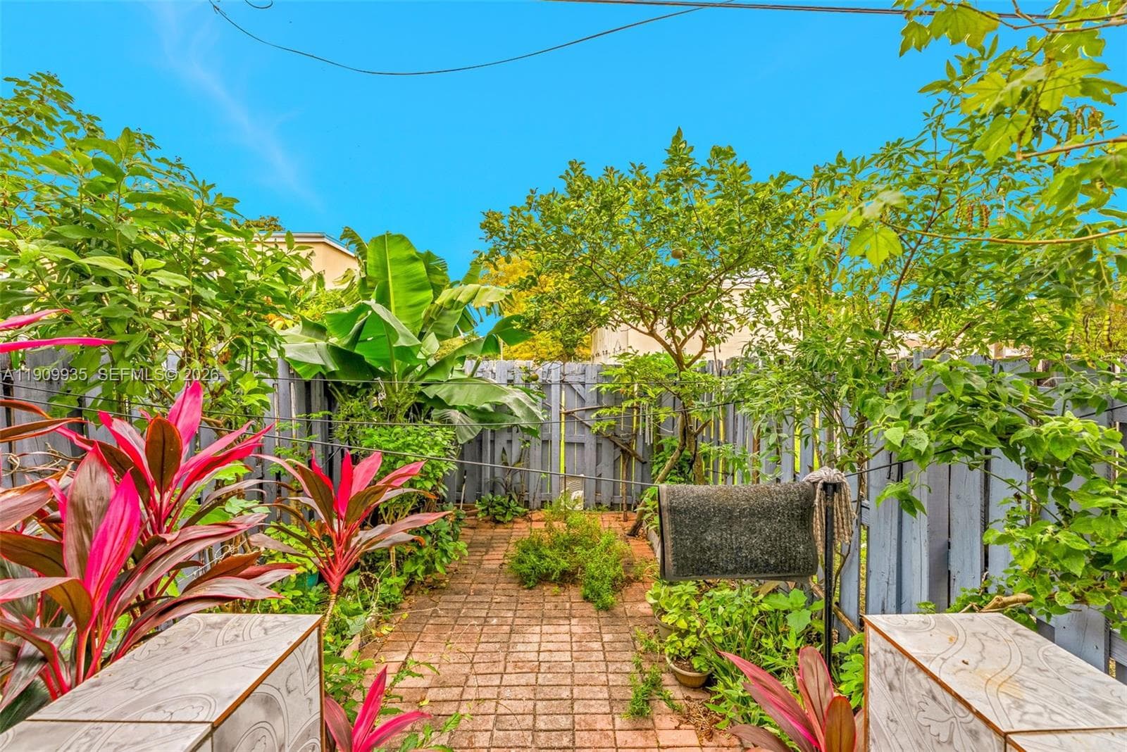 427 NW 84th Ter # 427, Miami FL 33150 — 21