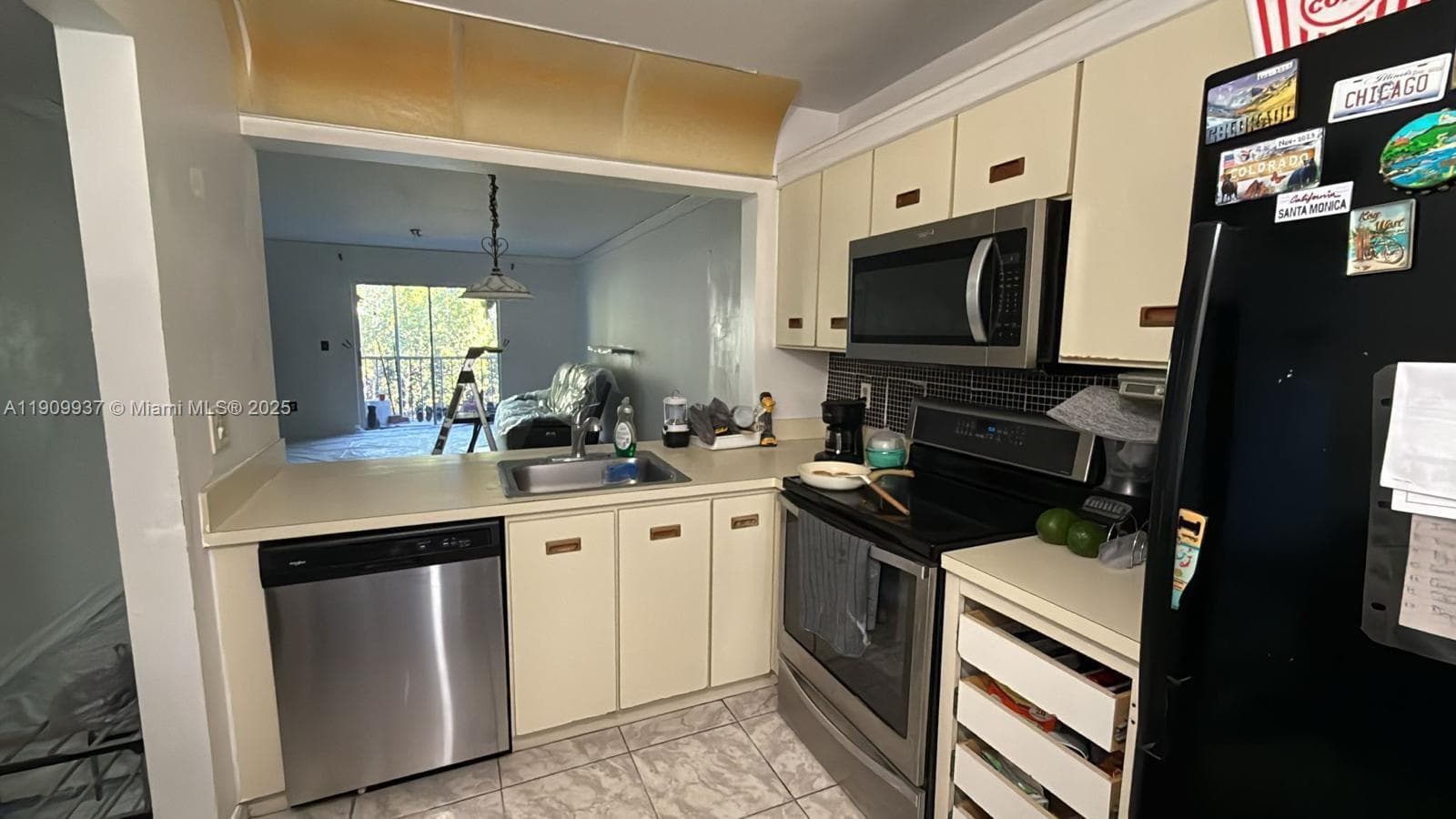 430 NE 210th Cir Ter # 3, Miami FL 33179 — 1