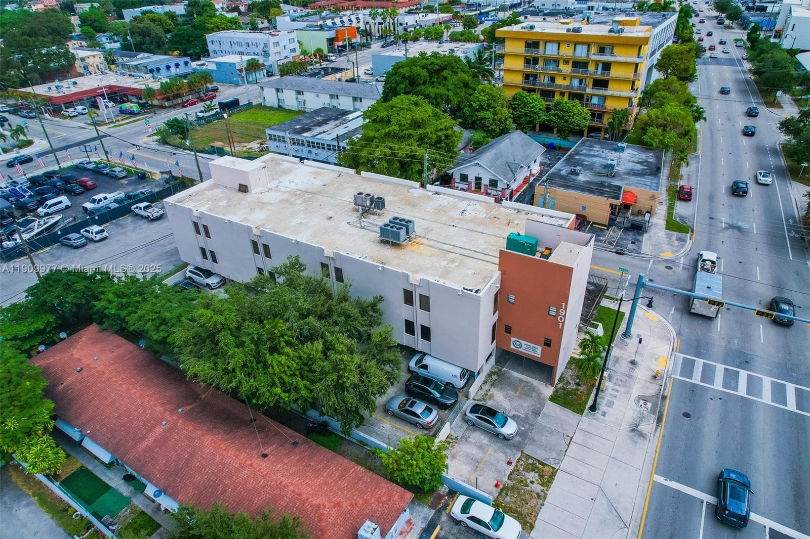 1901 SW 1st St, Miami FL 33135 — 17