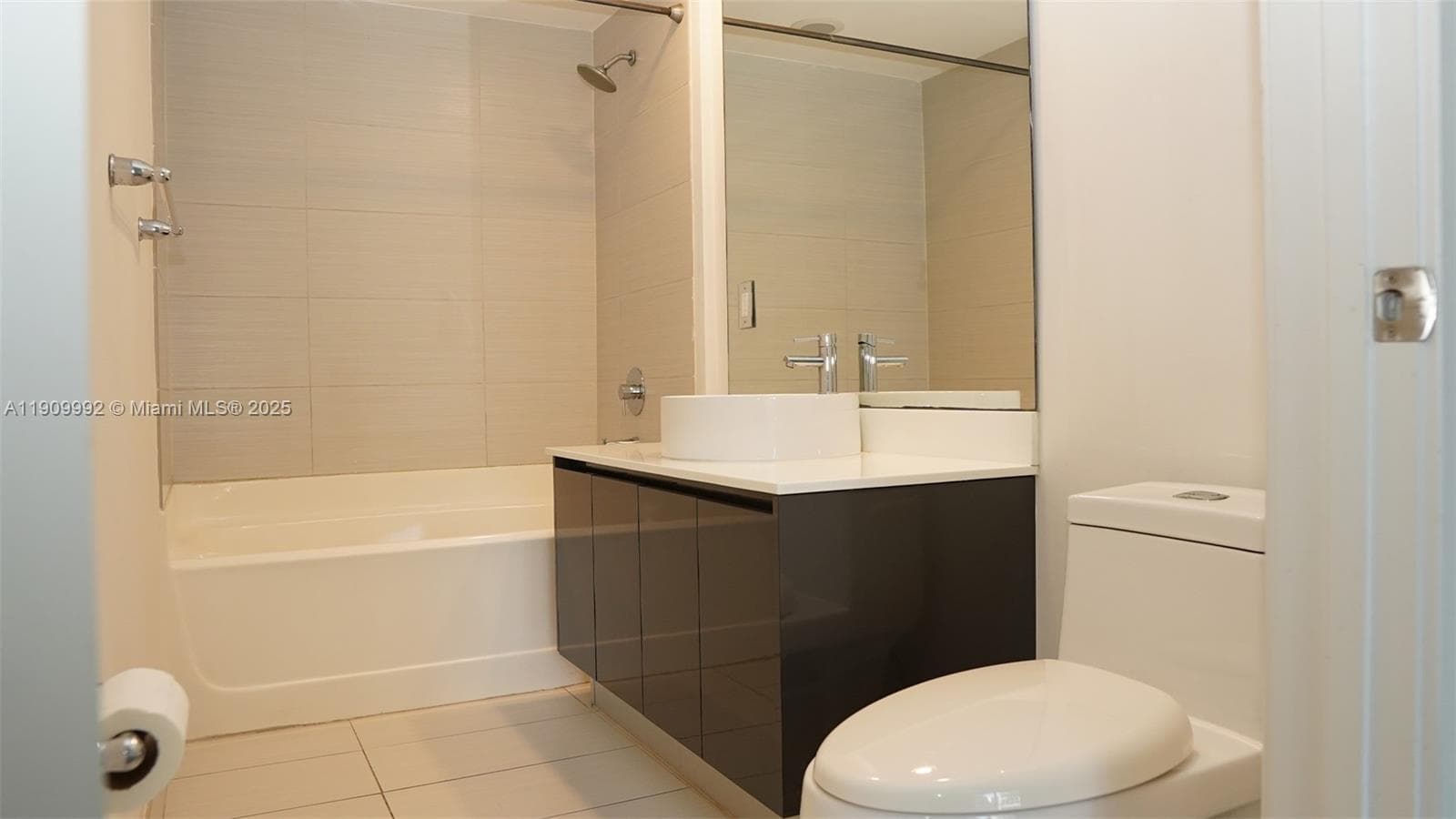 31 SE 6th St # 1108, Miami FL 33131 — 13