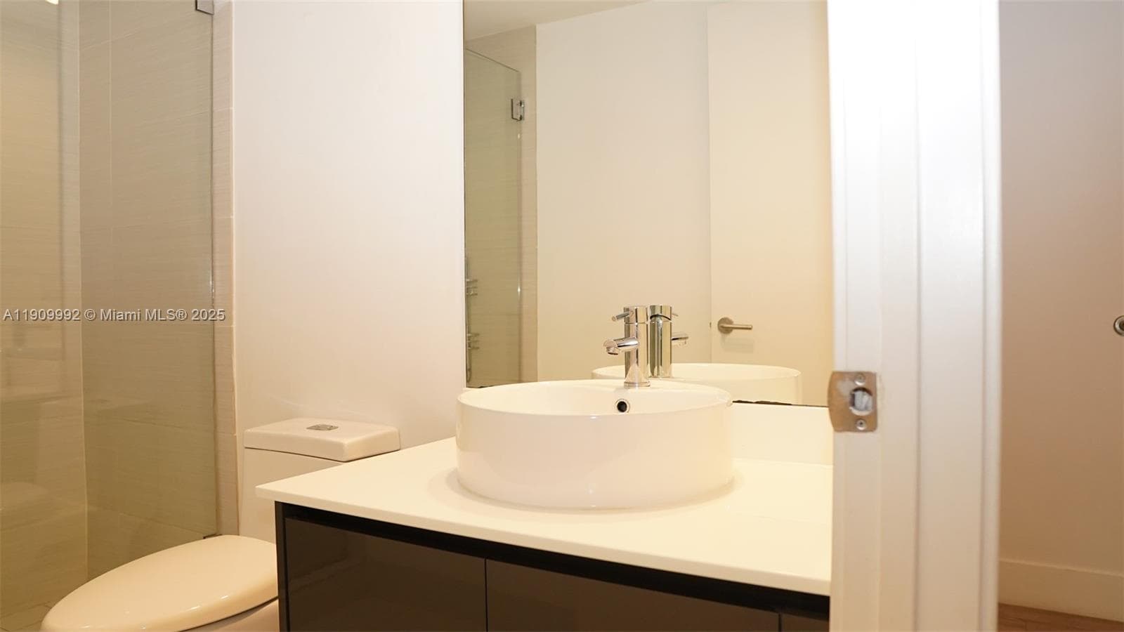 31 SE 6th St # 1108, Miami FL 33131 — 12