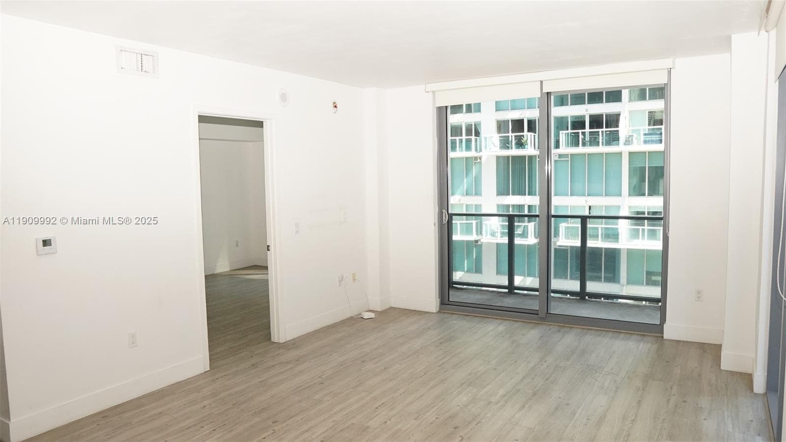 31 SE 6th St # 1108, Miami FL 33131 — 8